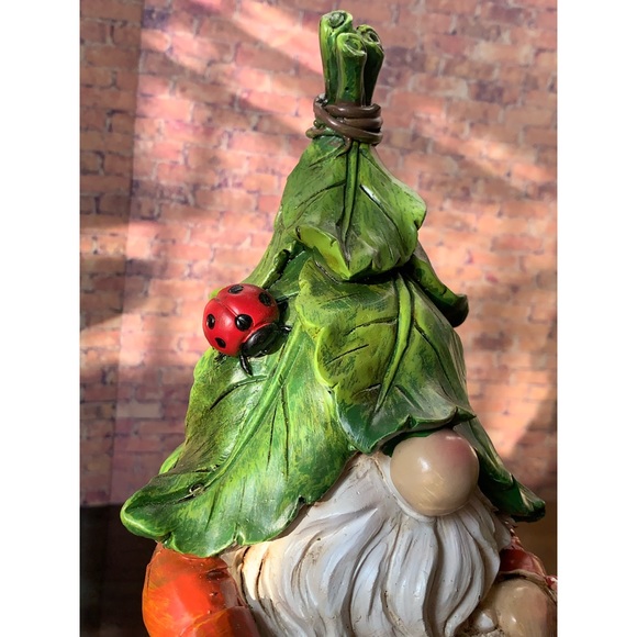 9" Welcome Spring Gnome Figurine - Picture 3 of 5